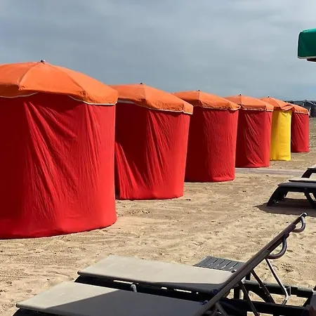 La Deauvilloise Yourhosthelper *