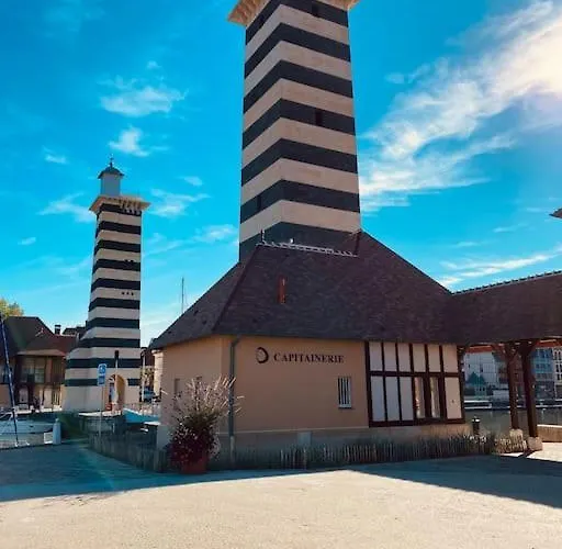 La Deauvilloise Yourhosthelper *